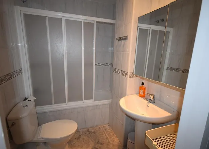 Playa Fenals Sol Y Mar アパート *